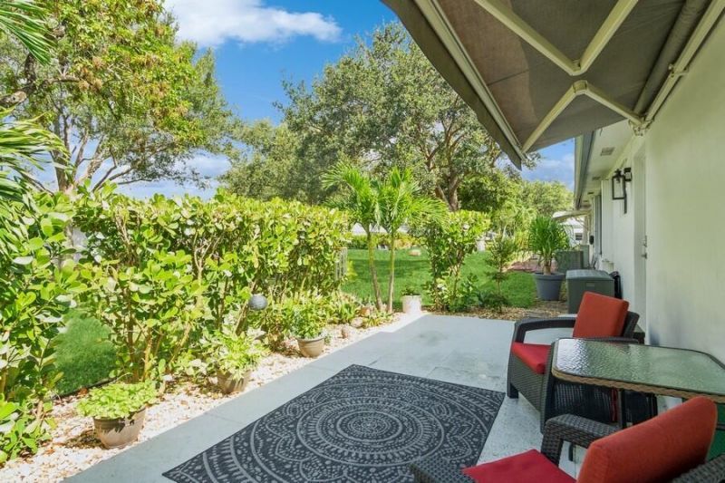 1230 S Drive Way, Unit A, Delray Beach, FL 33445 Photo