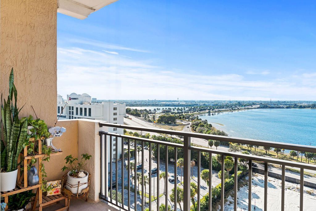 616 Clearwater Park Road, Unit 1110, West Palm Beach, FL 33401 Photo