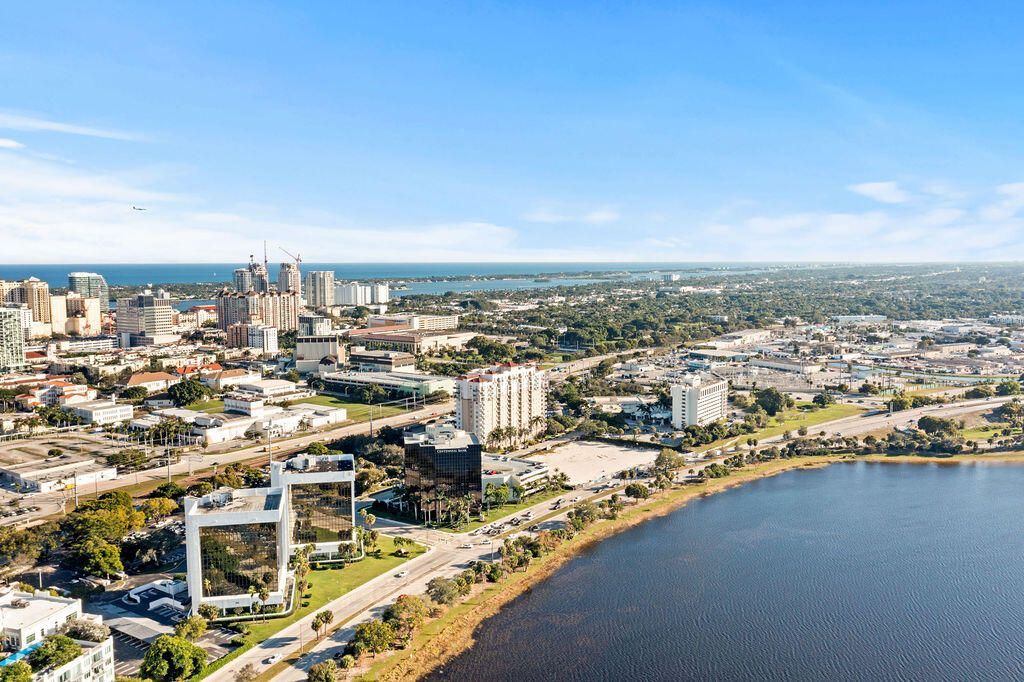 616 Clearwater Park Road, Unit 1110, West Palm Beach, FL 33401 Photo