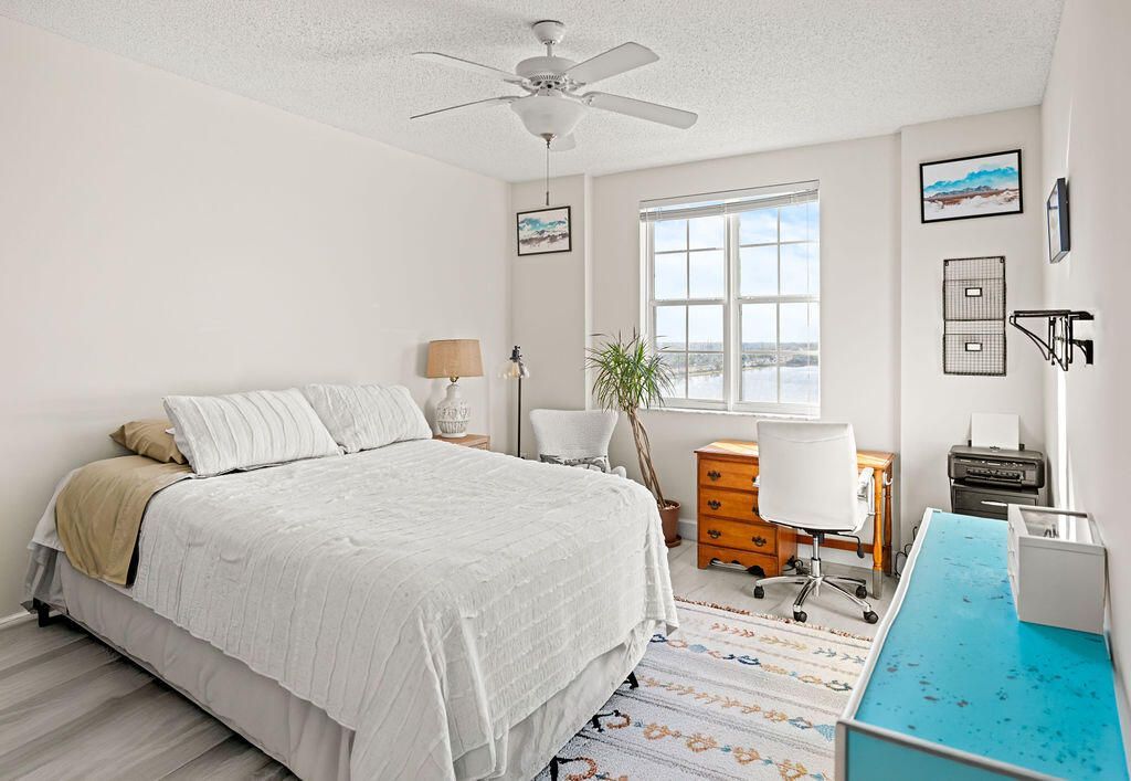 616 Clearwater Park Road, Unit 1110, West Palm Beach, FL 33401 Photo