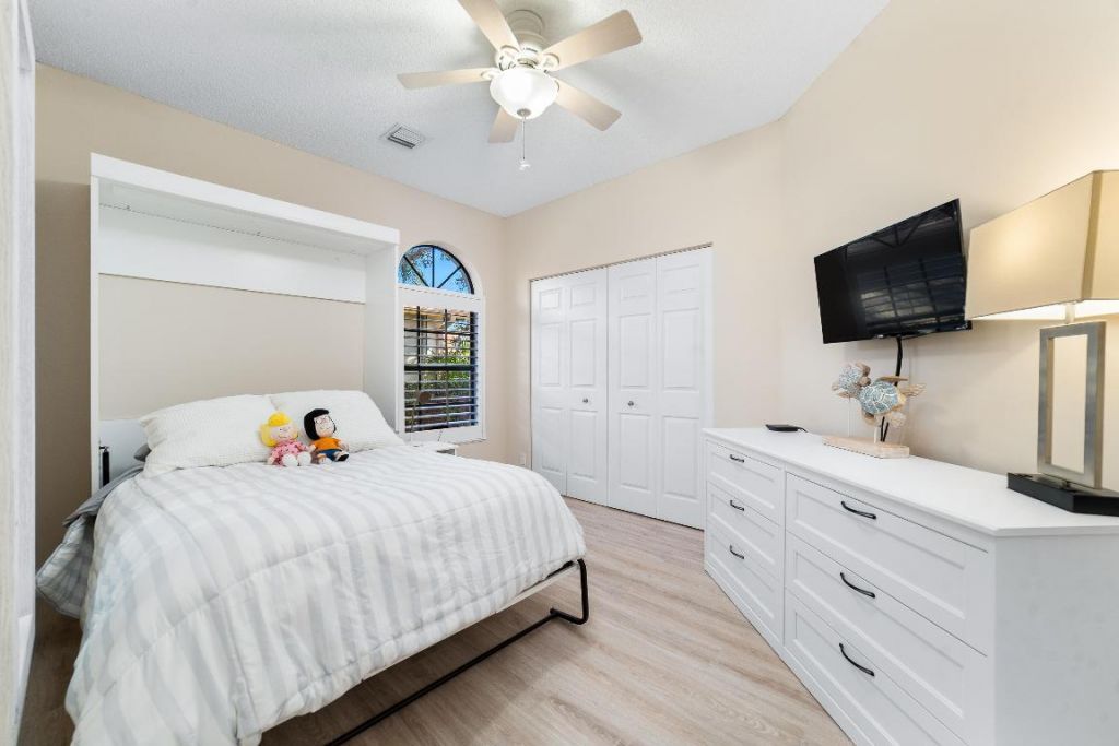 4143 NW 2nd Lane, Delray Beach, FL 33445 Photo