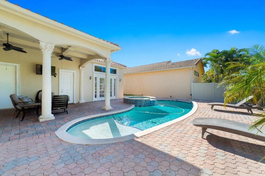 4143 NW 2nd Lane, Delray Beach, FL 33445 Photo