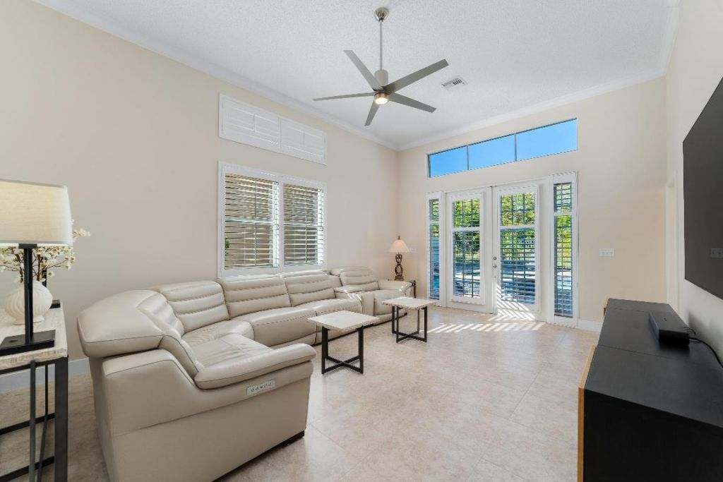 4143 NW 2nd Lane, Delray Beach, FL 33445 Photo