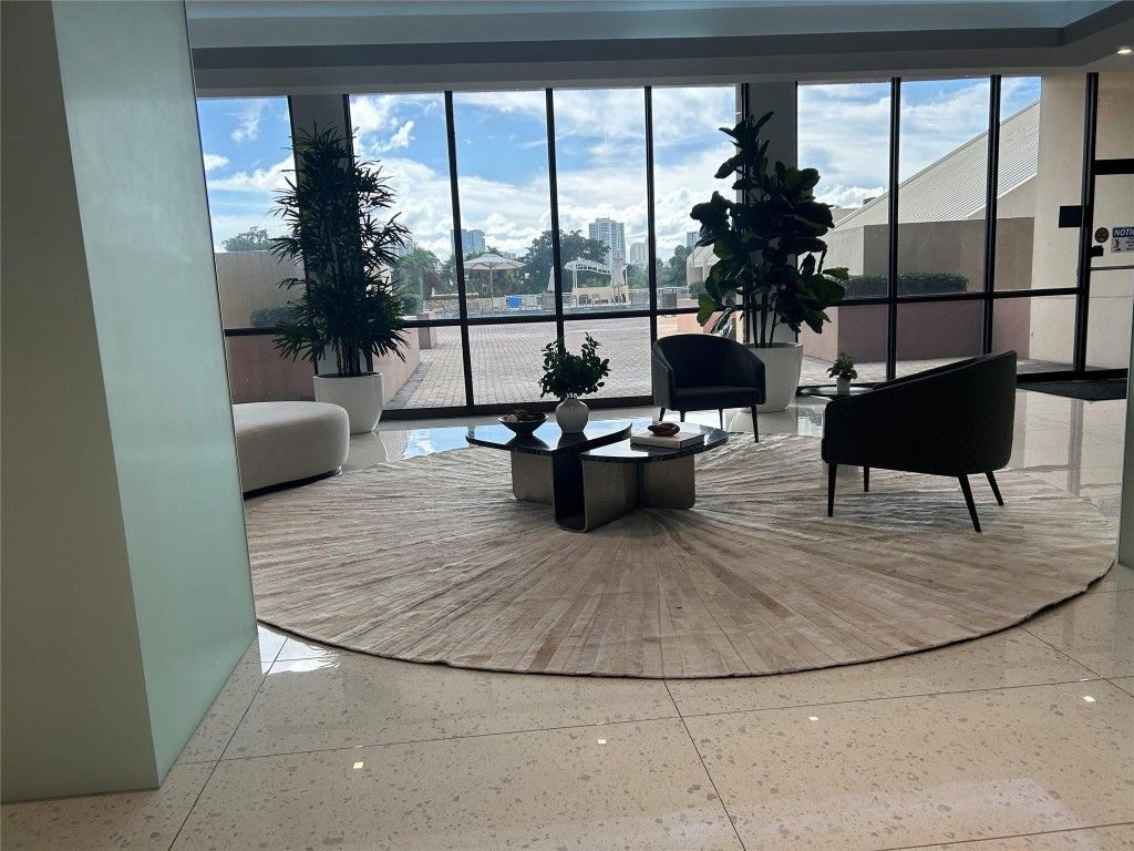 20301 W Country Club Drive, Unit 1222, Aventura, FL 33180 Photo