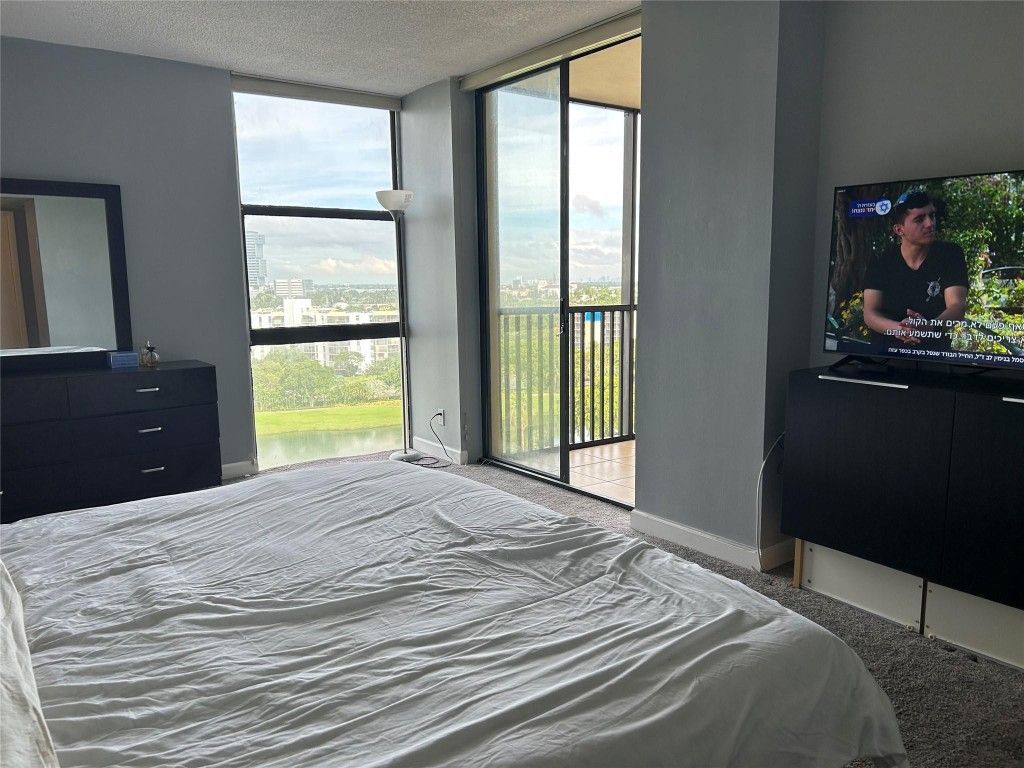 20301 W Country Club Drive, Unit 1222, Aventura, FL 33180 Photo