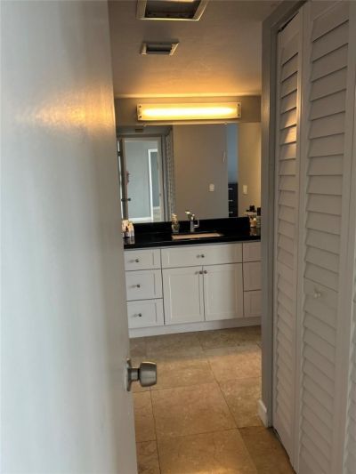 20301 W Country Club Drive, Unit 1222, Aventura, FL 33180 Photo