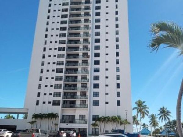 2301 S Ocean Dr, Unit 1408, Hollywood, FL 33019
