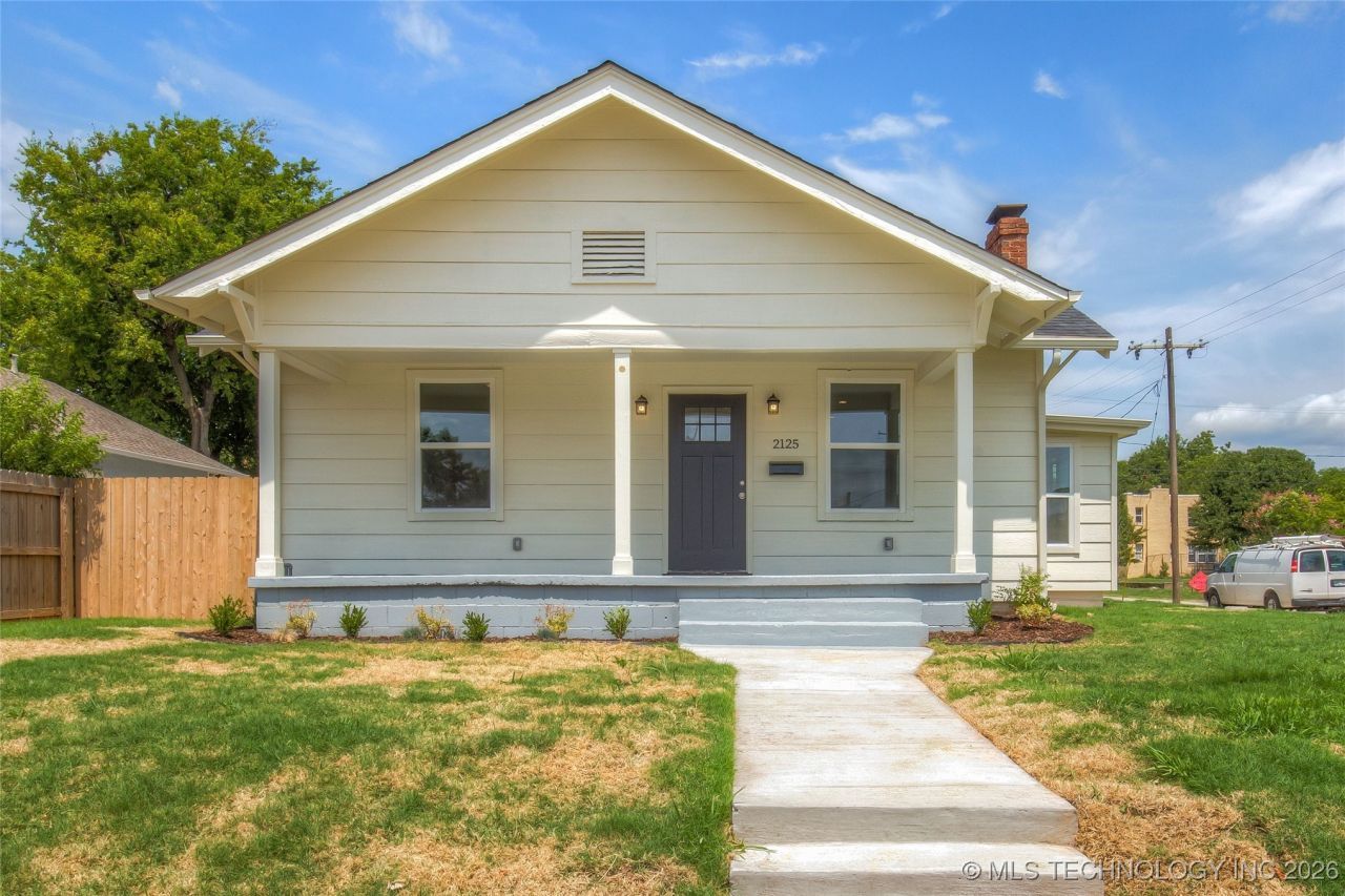 2125 E 2nd Street, Tulsa, OK 74108 Main Photo