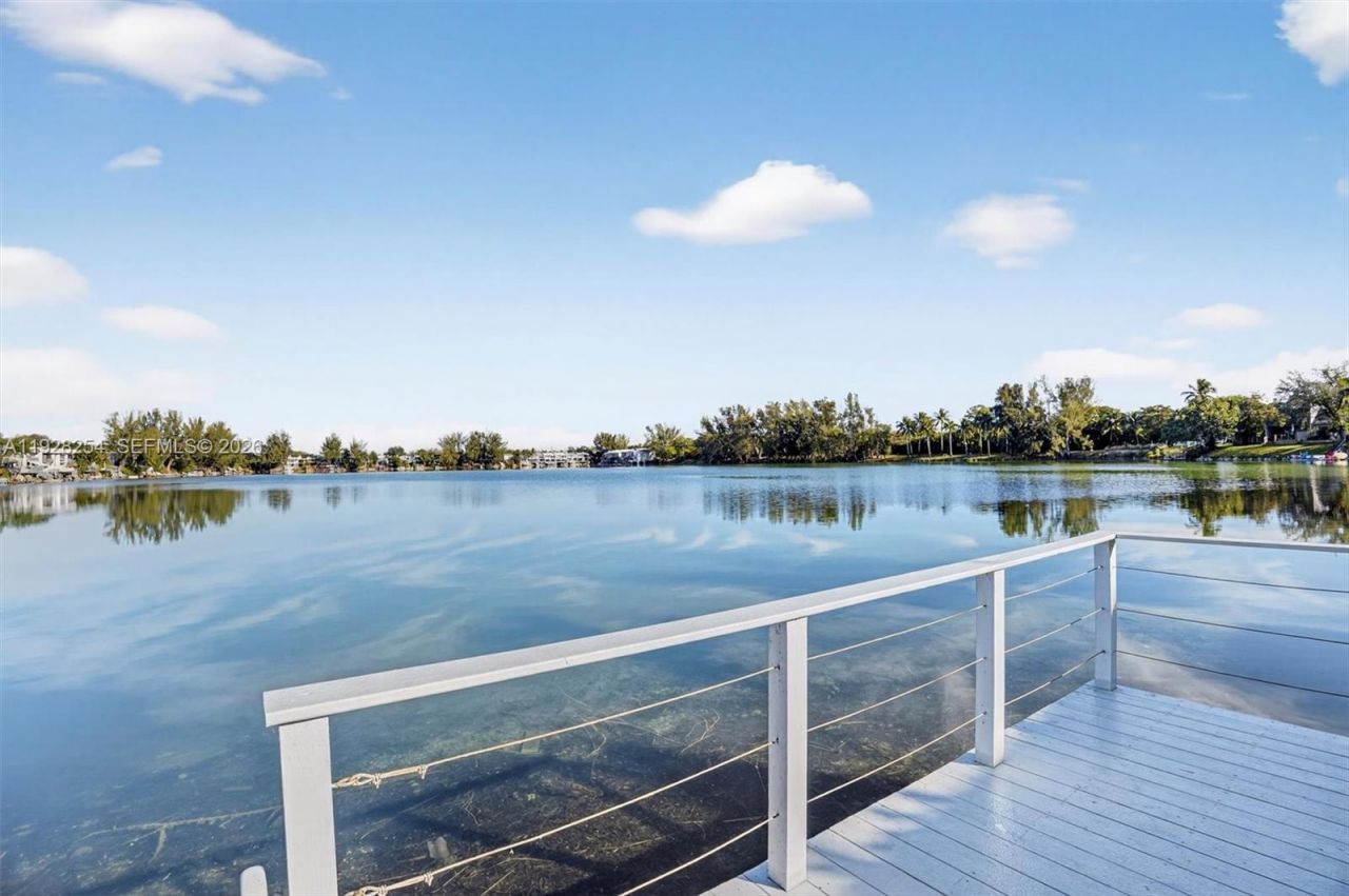 7043 SW 53rd Ln, Miami, FL 33155 Photo