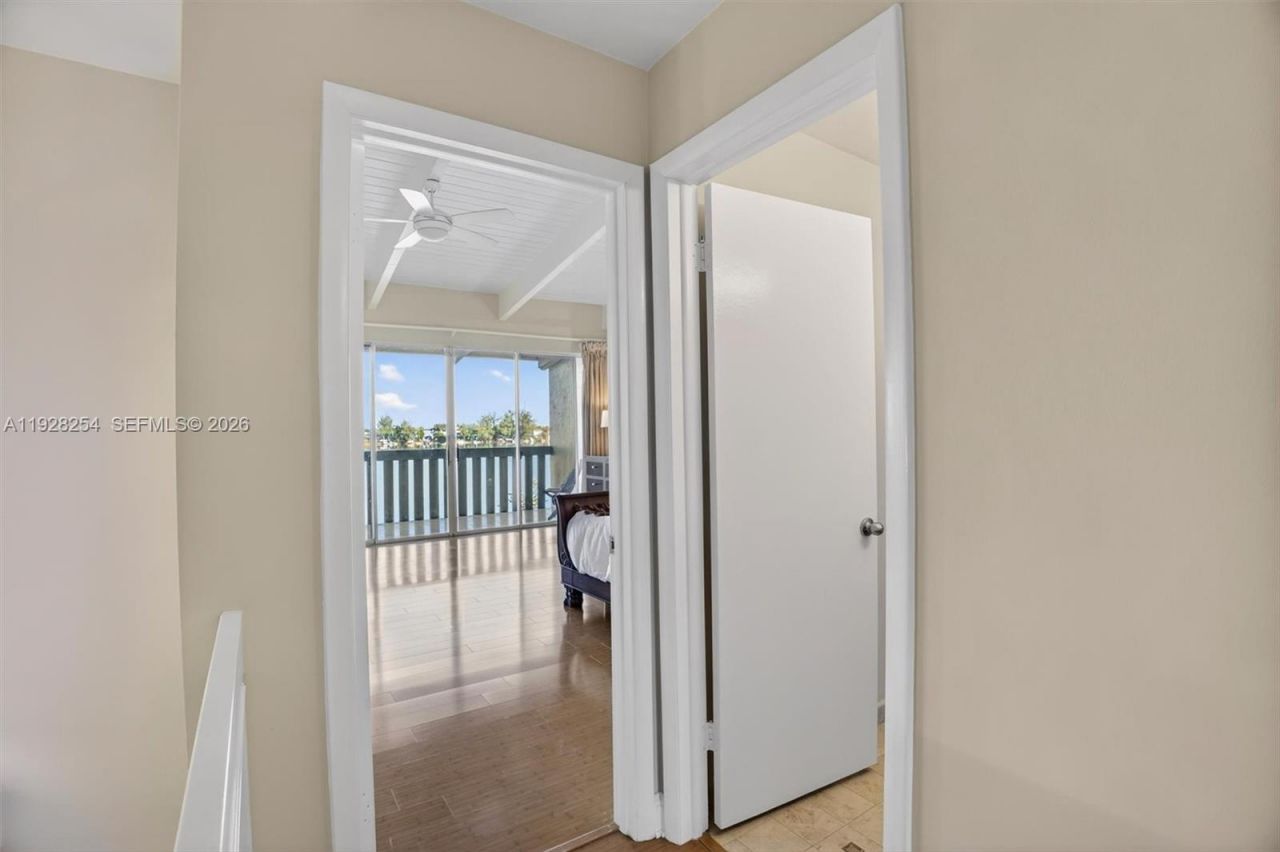 7043 SW 53rd Ln, Miami, FL 33155 Photo