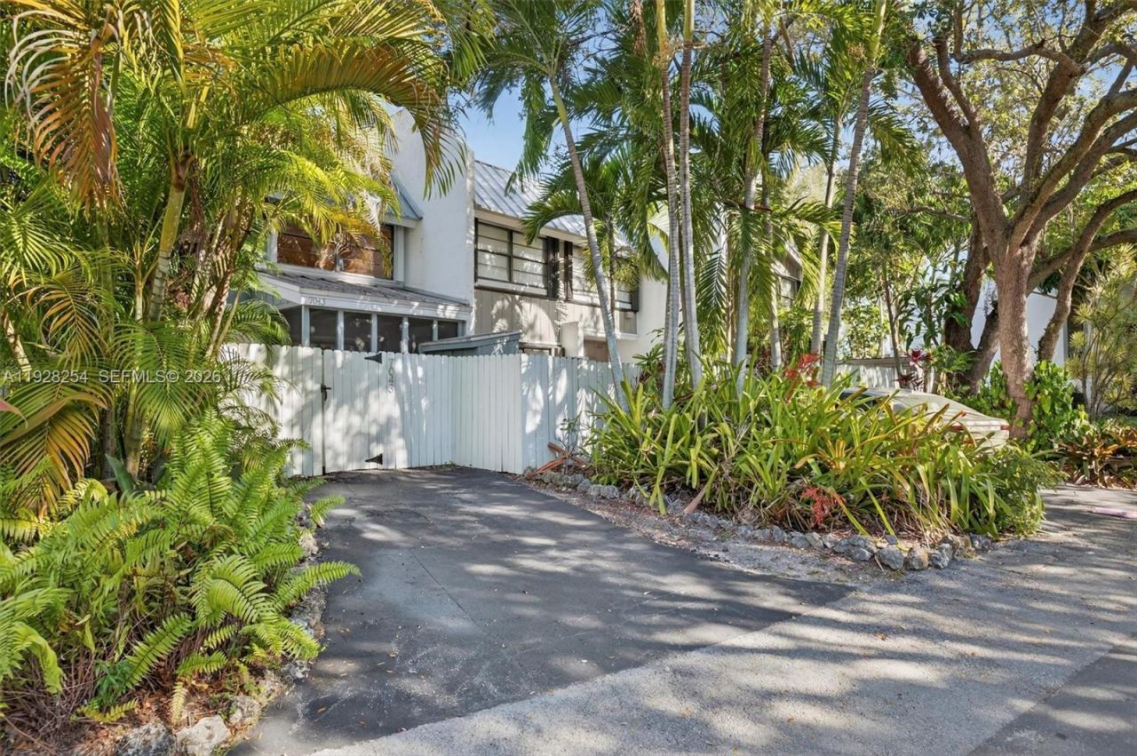 7043 SW 53rd Ln, Miami, FL 33155 Photo