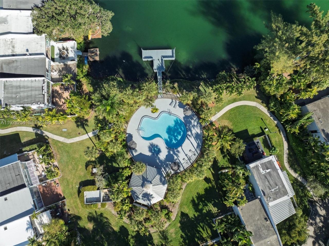 7043 SW 53rd Ln, Miami, FL 33155 Photo