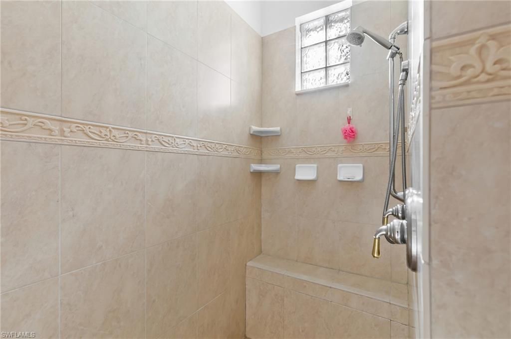 1935 SE 26th St, Cape Coral, FL 33904 Photo