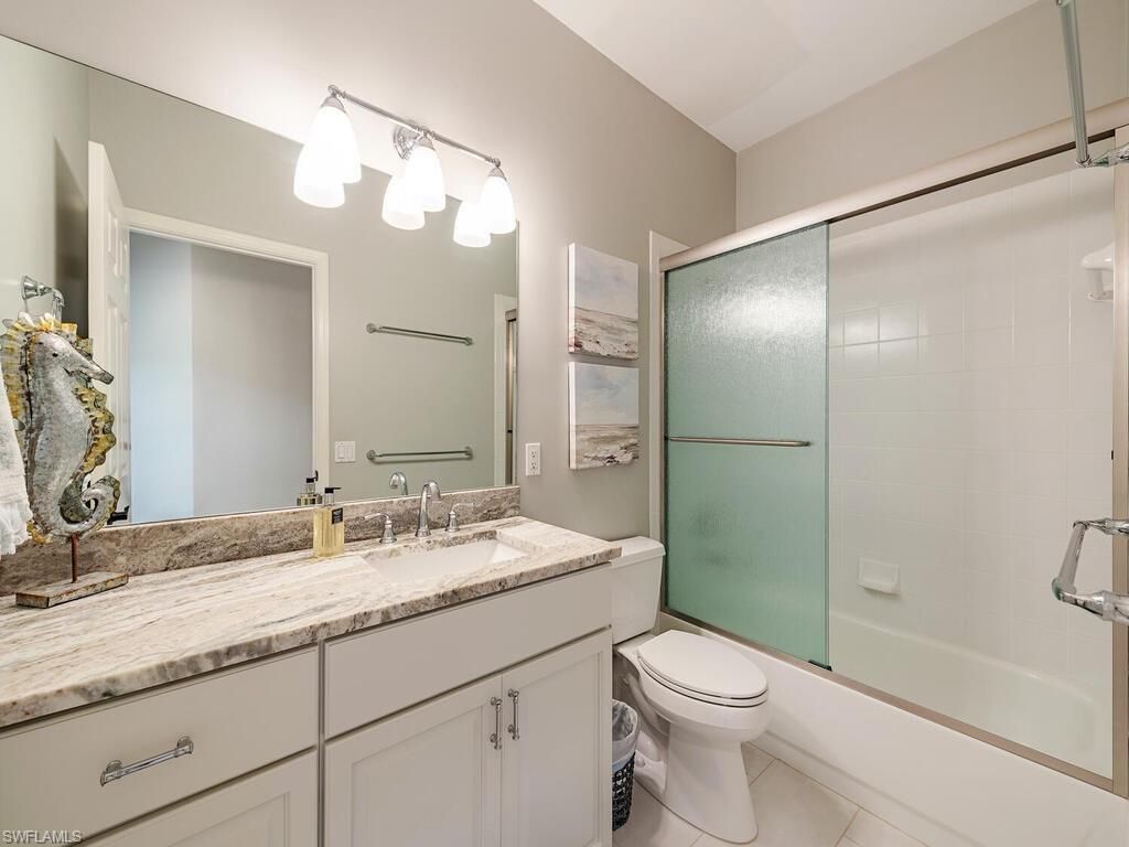 27031 Oakwood Lake Dr, Unit 202, Bonita Springs, FL 34134 Photo