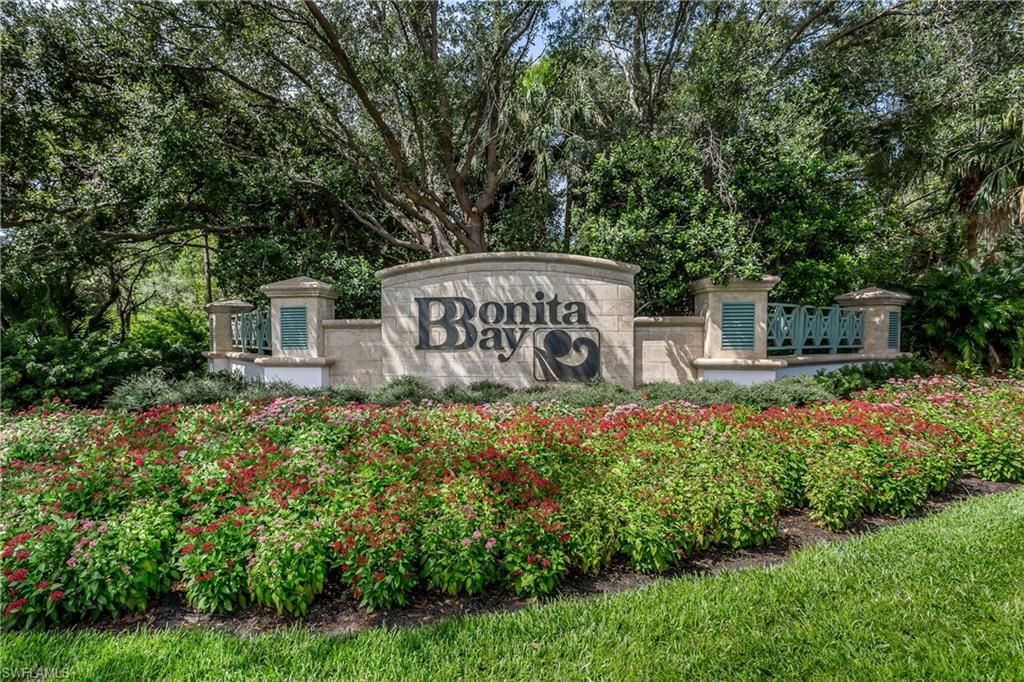 27031 Oakwood Lake Dr, Unit 202, Bonita Springs, FL 34134 Photo