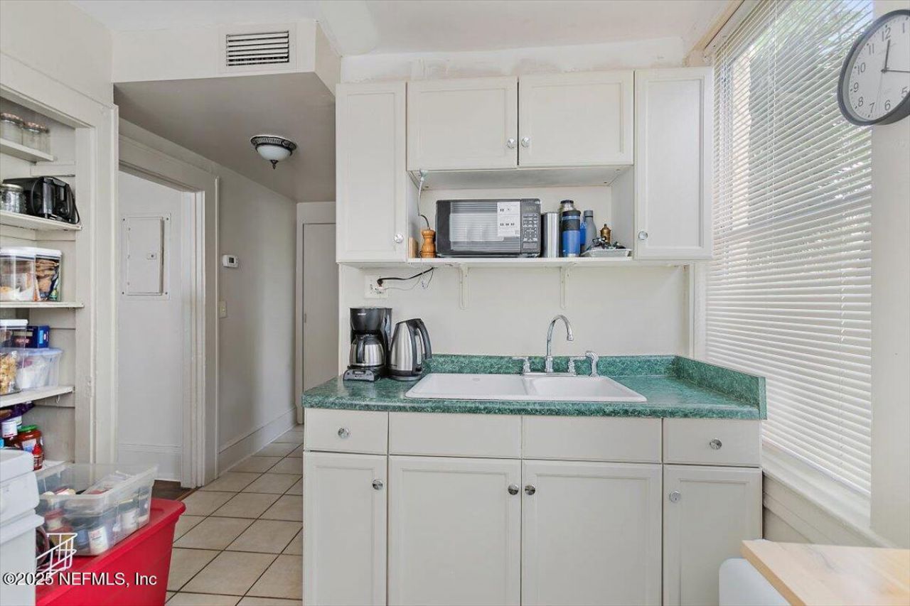 1402 James Street, Jacksonville, FL 32205 Photo