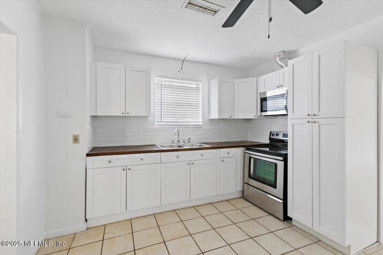 1402 James Street, Jacksonville, FL 32205 Photo