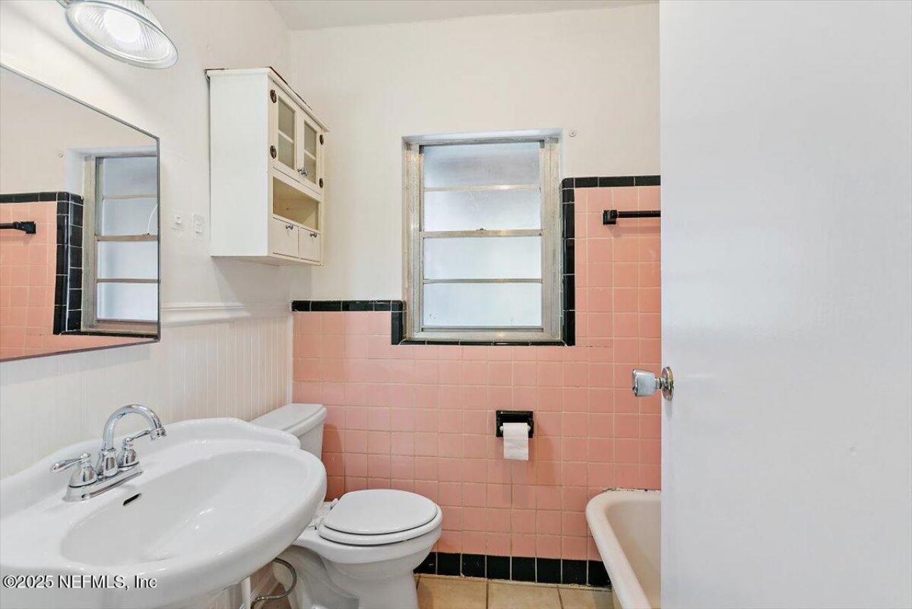 1402 James Street, Jacksonville, FL 32205 Photo