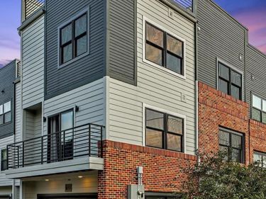 3130 Mayberry Court, Omaha, NE 68105