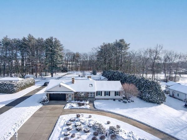 87 Morgan Street, Granby, MA 01033