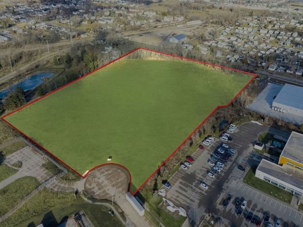 Lot 4 26th Ave Court SW, Cedar Rapids, IA 52404