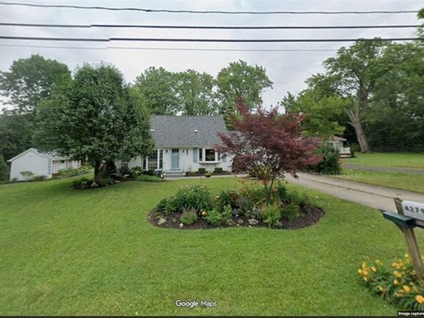 4279 Beach Avenue, Hamburg, NY 14075