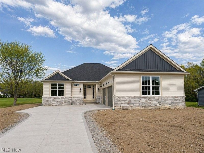 3647 Williams Court, Avon, OH 44011 Photo 2