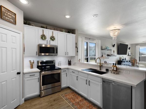 1360 Castlegar Lane, Fort Worth, TX 76247