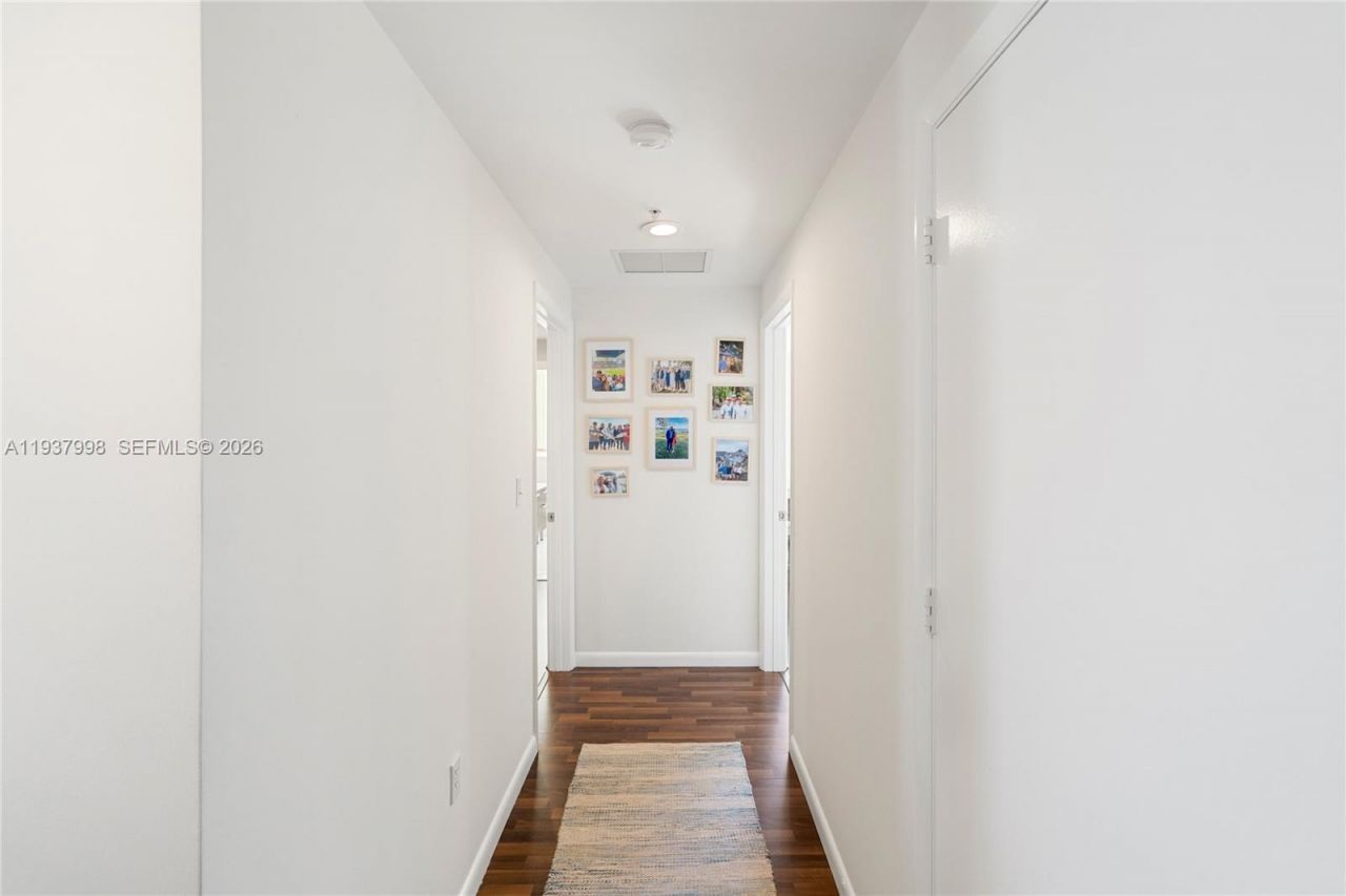 244 Biscayne Blvd, Unit 1703, Miami, FL 33132 Photo