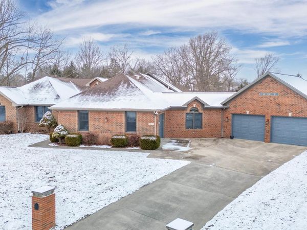2405 N Wicklow Drive, Muncie, IN 47304
