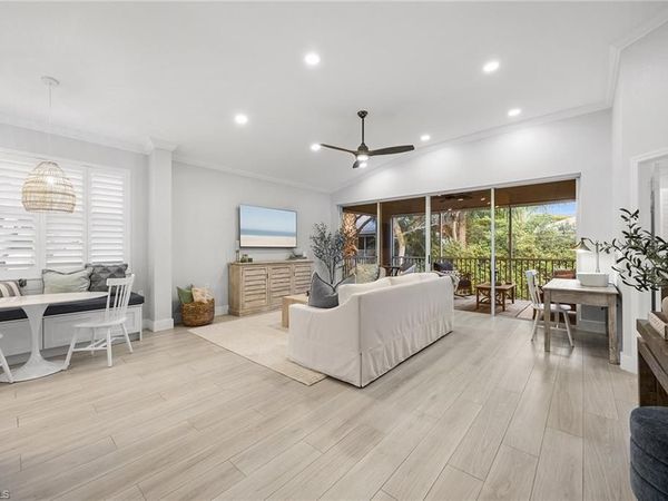 7099 Pond Cypress CT, Unit 5-201, NAPLES, FL 34109