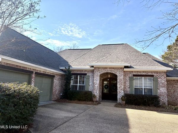 1205 Woodberry Drive, Madison, MS 39110