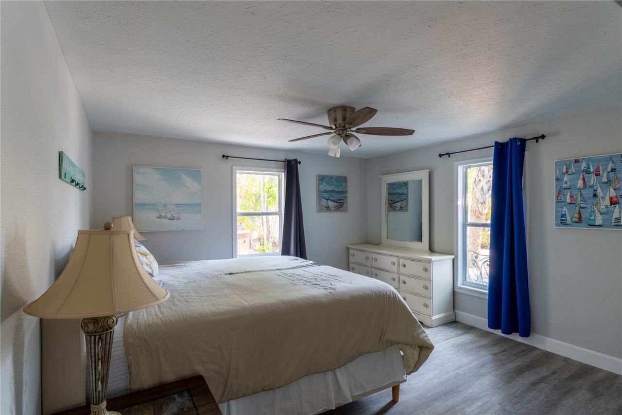 604 Avenida De Mayo, Sarasota, FL 34242 Photo