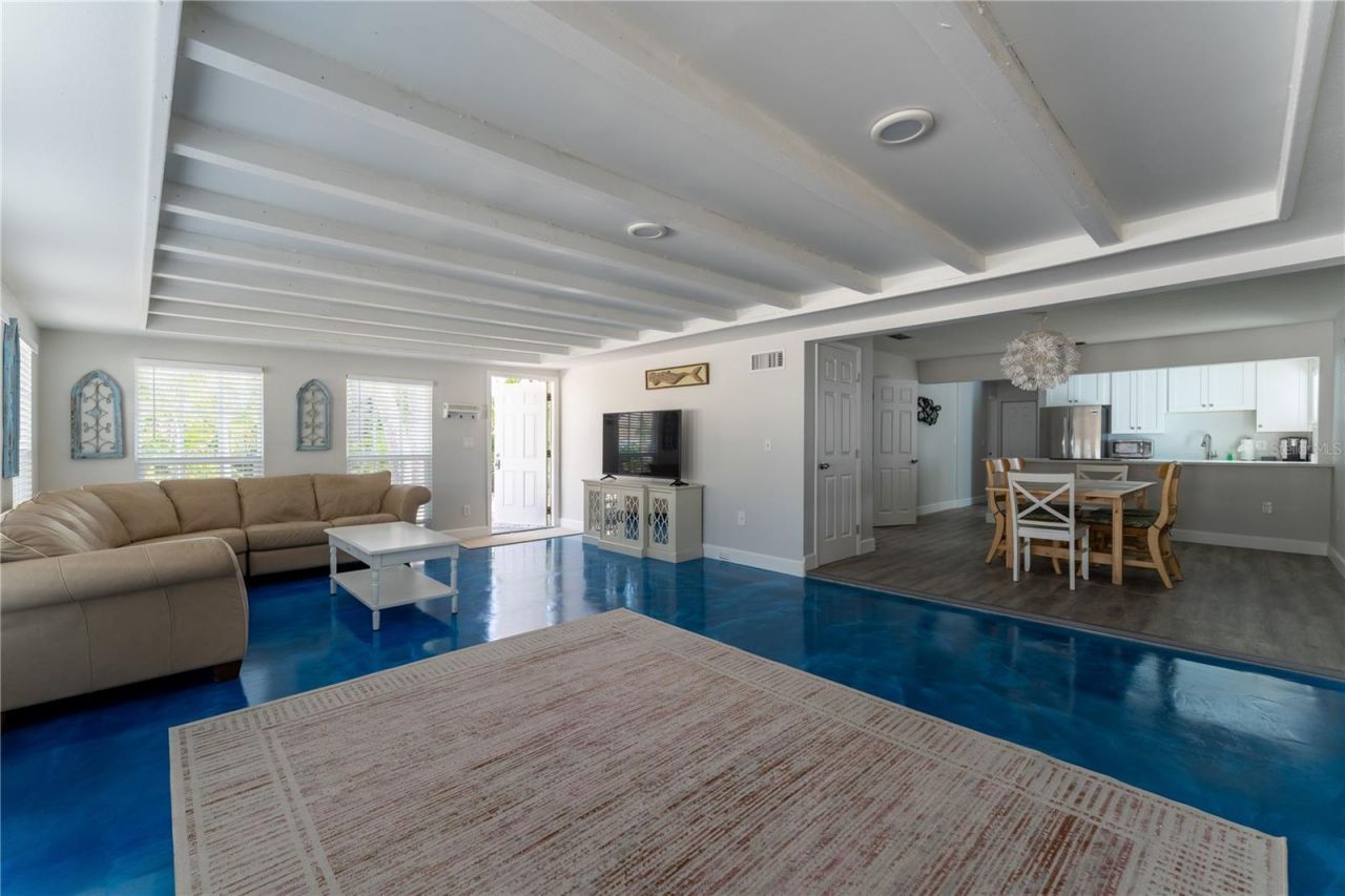 604 Avenida De Mayo, Sarasota, FL 34242 Photo