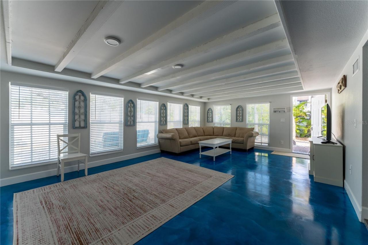 604 Avenida De Mayo, Sarasota, FL 34242 Photo