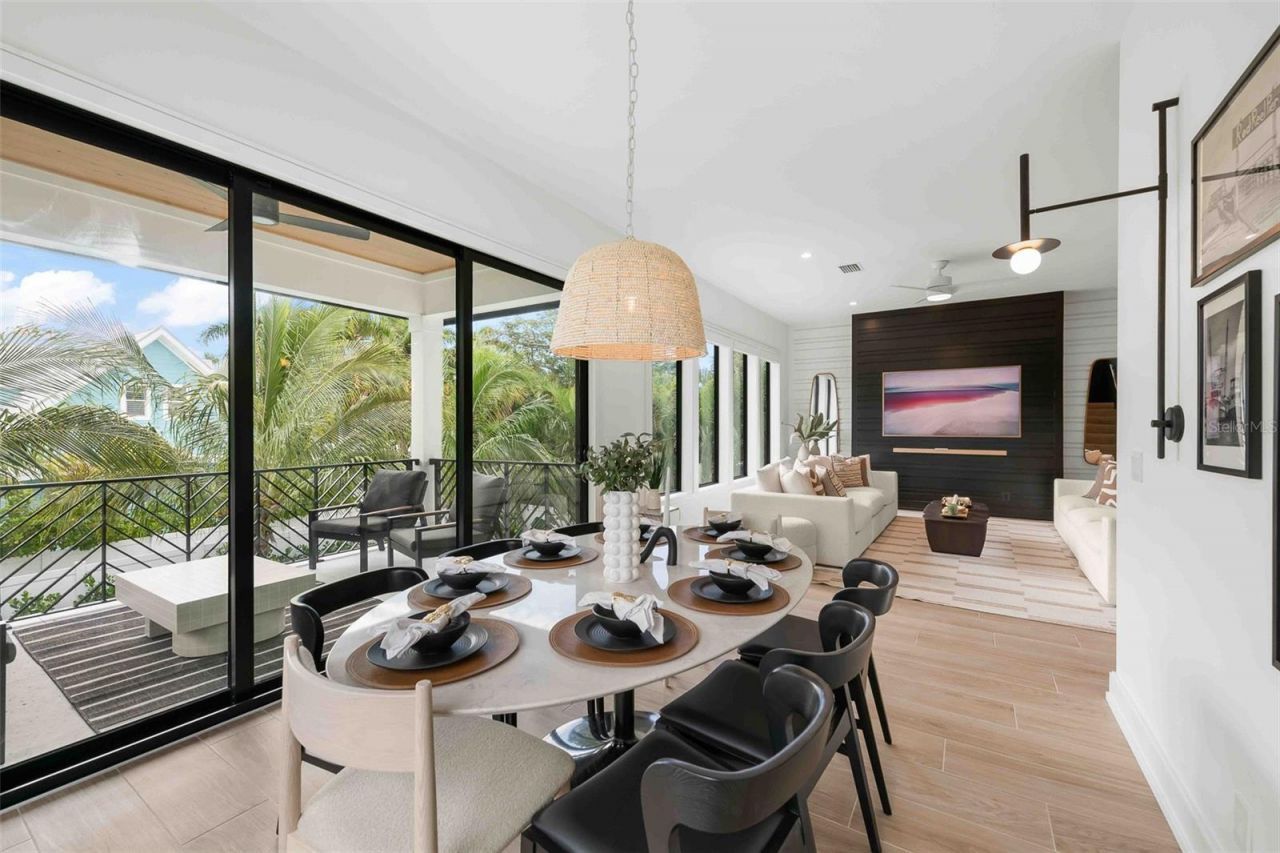 5612 Guava Street, Holmes Beach, FL 34217 Photo