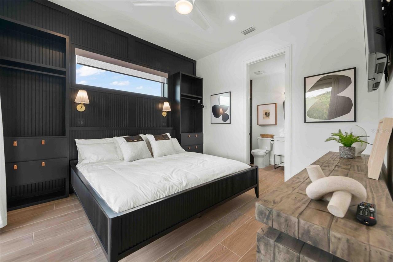 5612 Guava Street, Holmes Beach, FL 34217 Photo