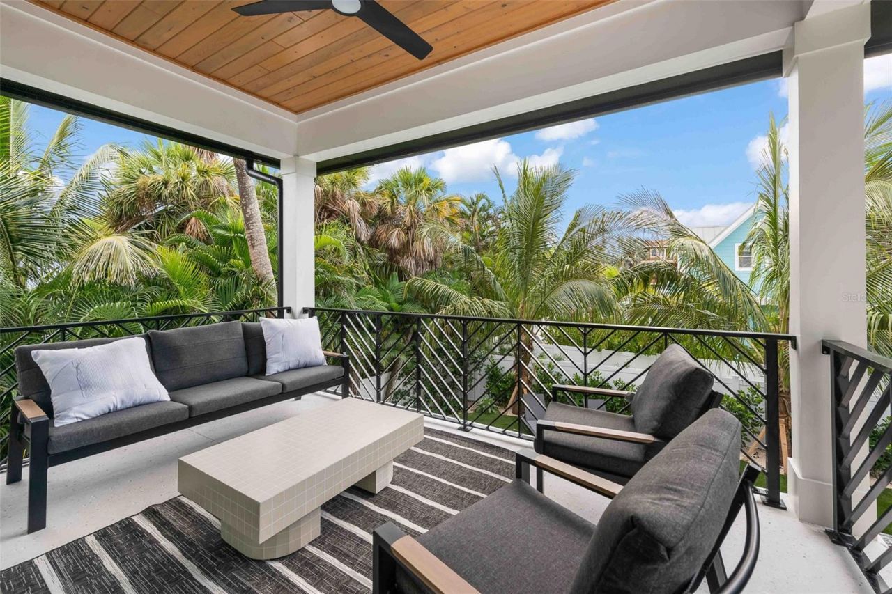 5612 Guava Street, Holmes Beach, FL 34217 Photo