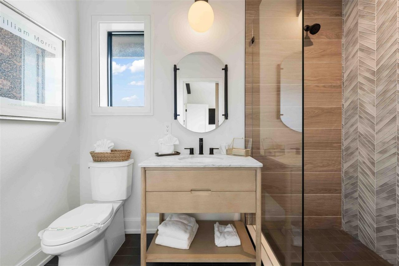 5612 Guava Street, Holmes Beach, FL 34217 Photo