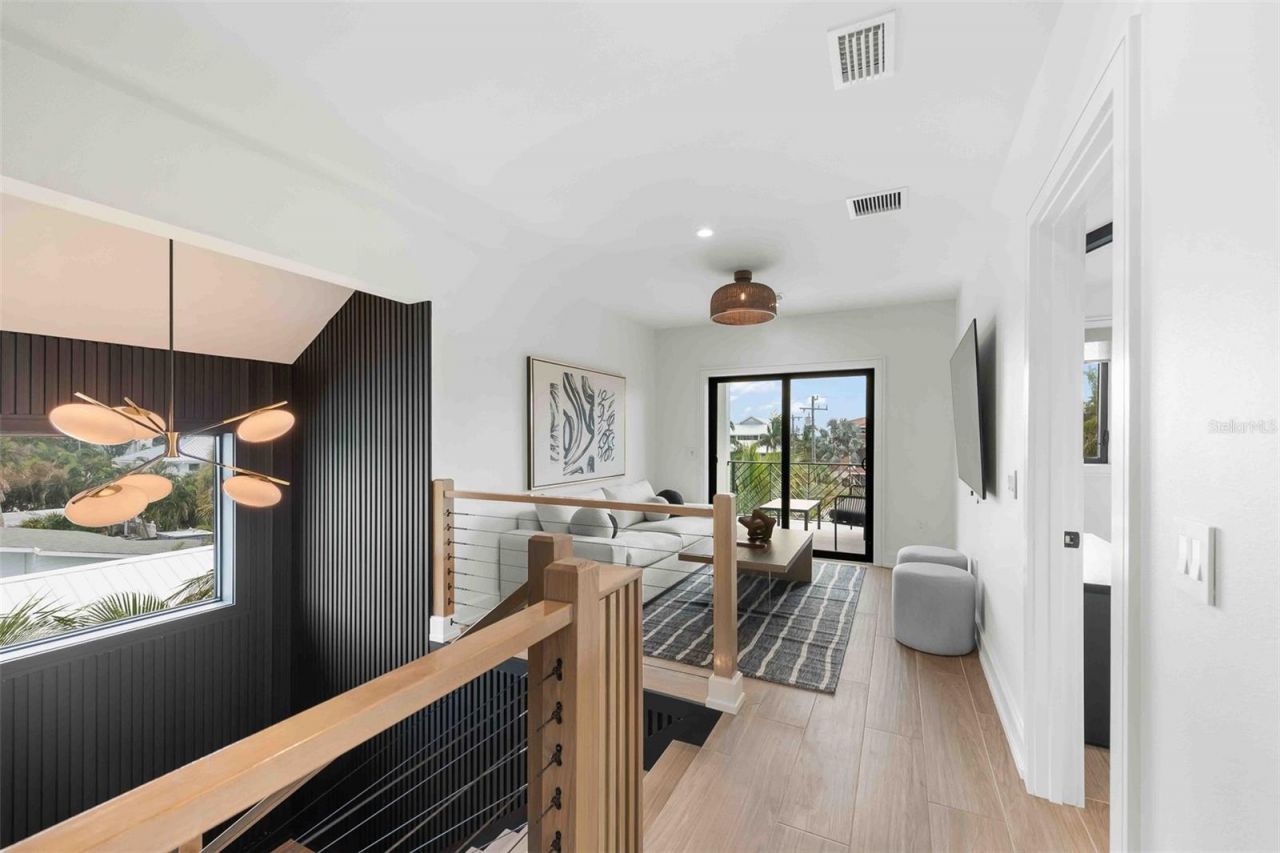 5612 Guava Street, Holmes Beach, FL 34217 Photo