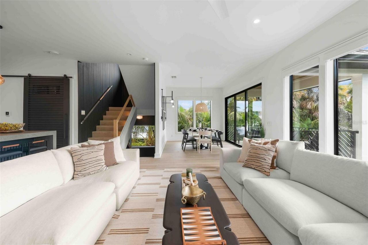 5612 Guava Street, Holmes Beach, FL 34217 Photo