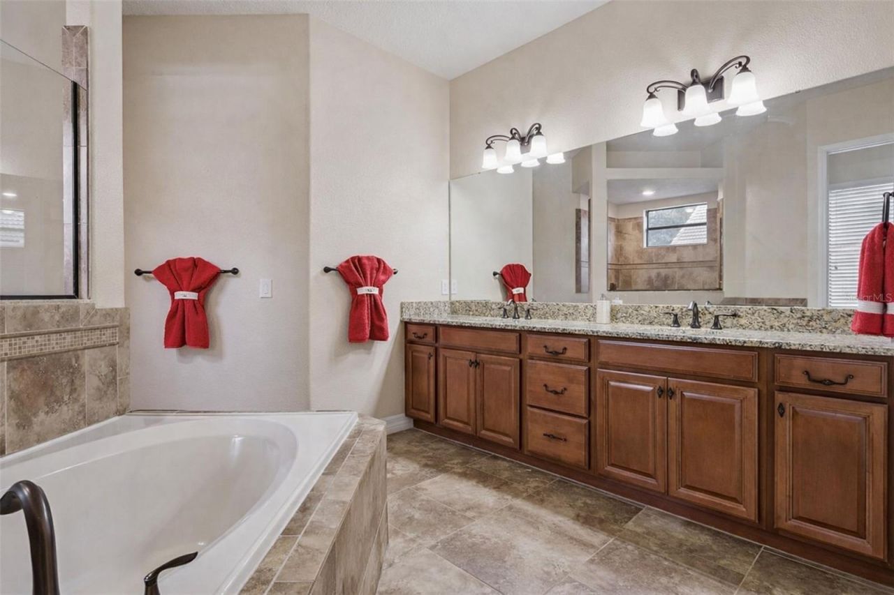 25499 Hawks Run Lane, Sorrento, FL 32776 Photo