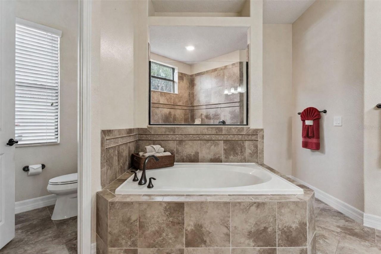 25499 Hawks Run Lane, Sorrento, FL 32776 Photo