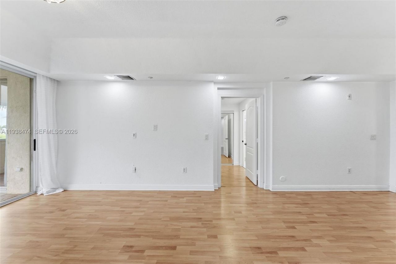 10710 NW 66th St, Unit 111, Doral, FL 33178 Photo