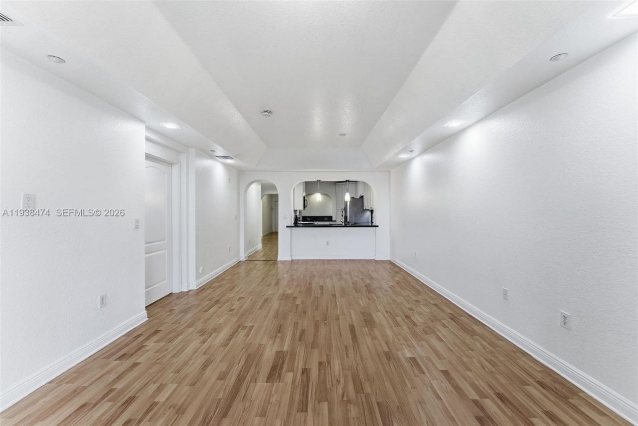 10710 NW 66th St, Unit 111, Doral, FL 33178 Photo