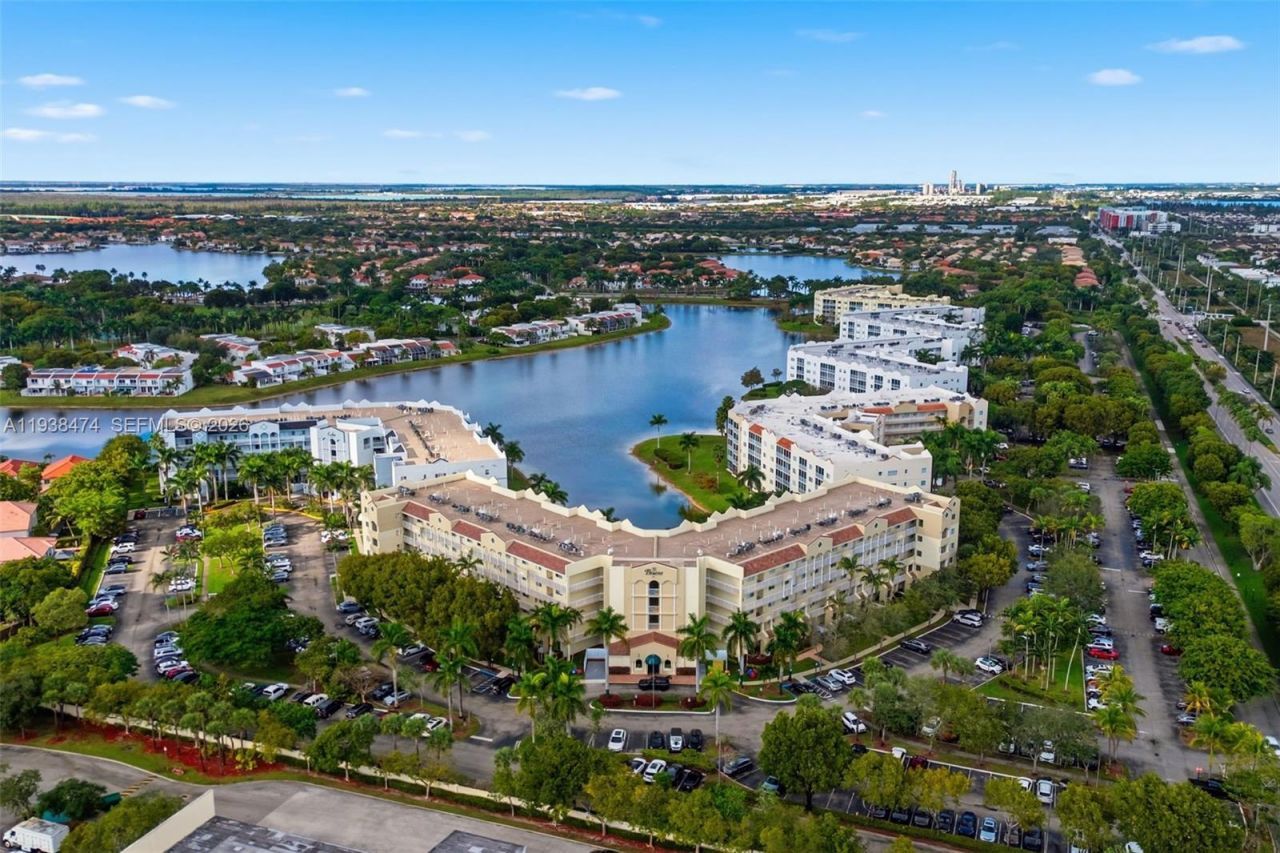 10710 NW 66th St, Unit 111, Doral, FL 33178 Photo