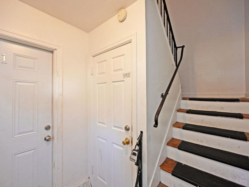 3042 Percy Avenue, Cincinnati, OH 45211 Photo 10