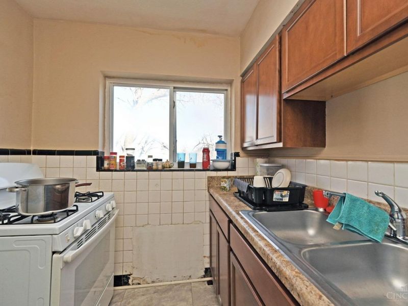 3042 Percy Avenue, Cincinnati, OH 45211 Photo 14