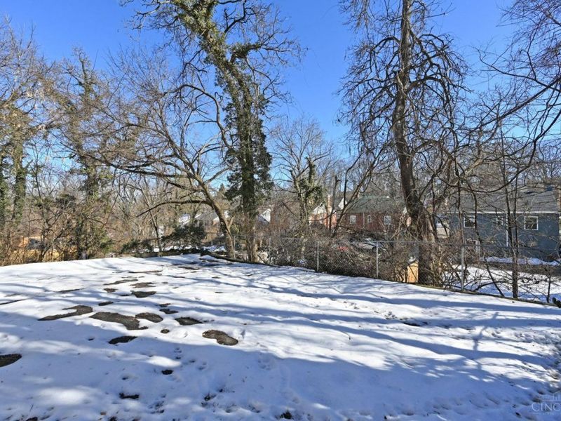 3042 Percy Avenue, Cincinnati, OH 45211 Photo 23