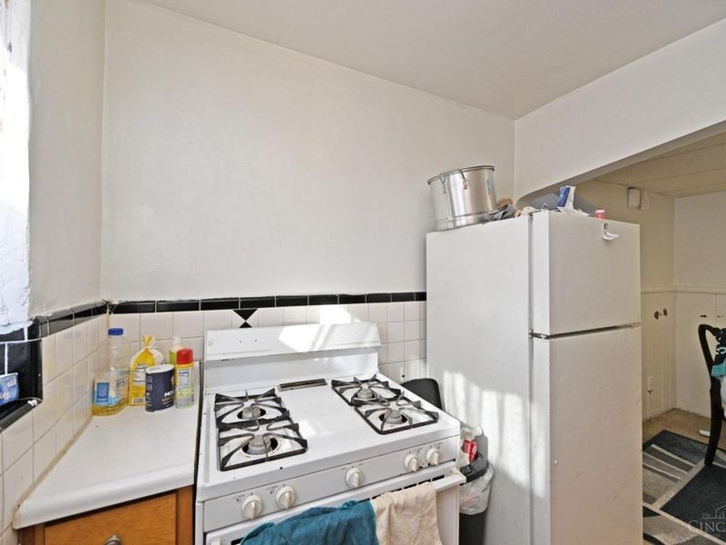 3042 Percy Avenue, Cincinnati, OH 45211 Photo 5